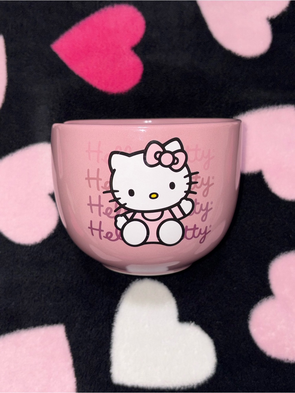 Ceramic Hello kitty ramen bowl